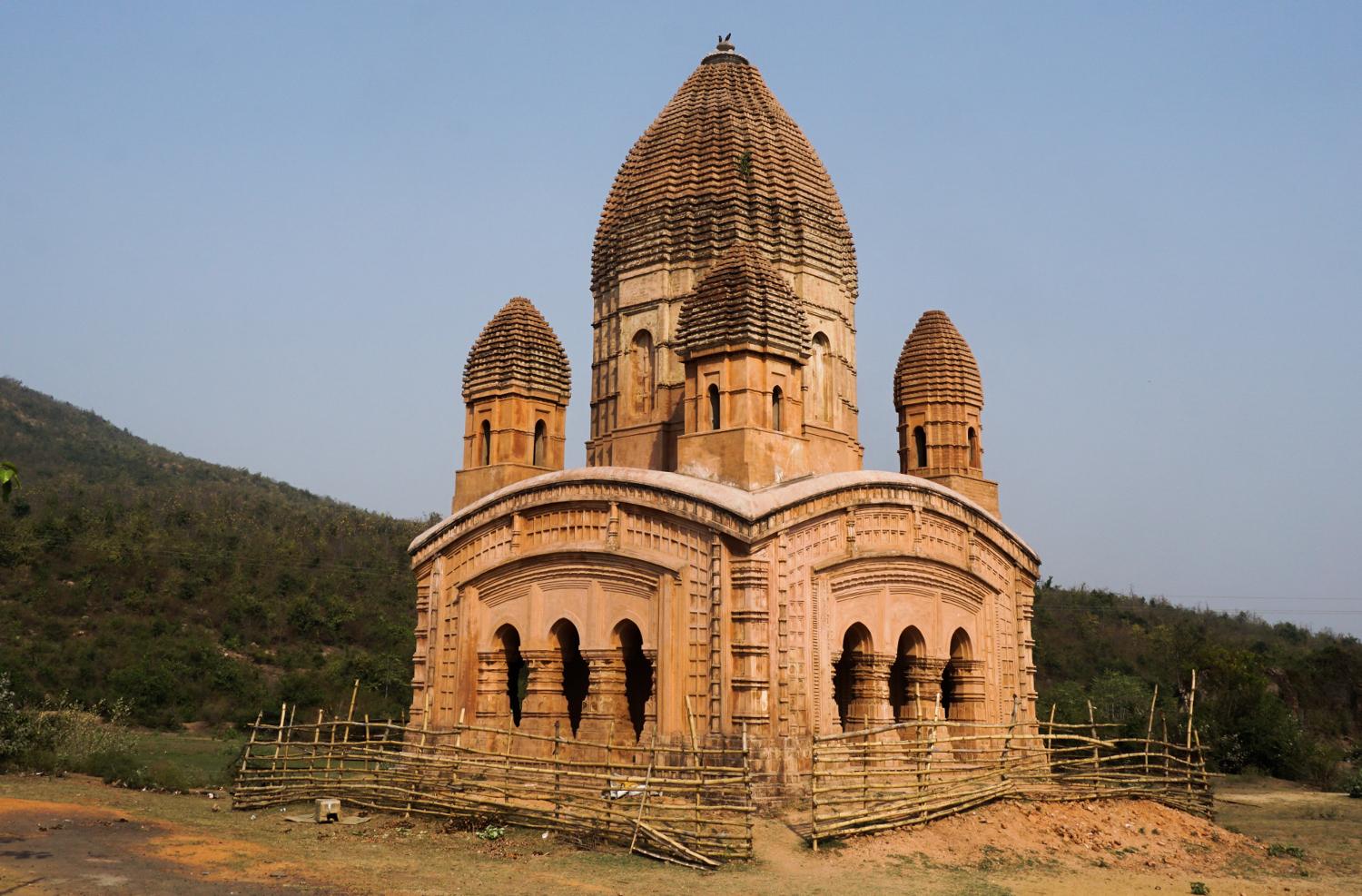 Garh Panchakot Pancharatna temple